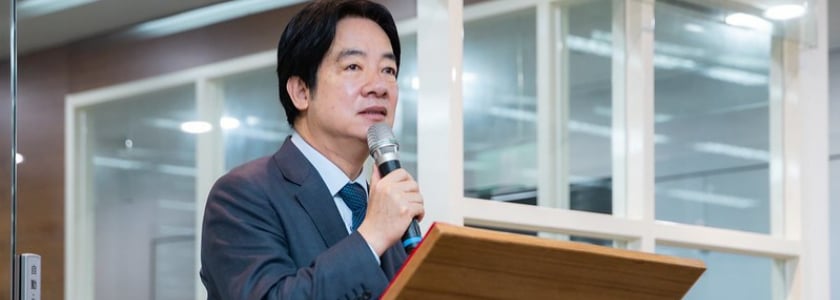 在野連爆三壞球，民調陷深淵，總統滿意度破五成！